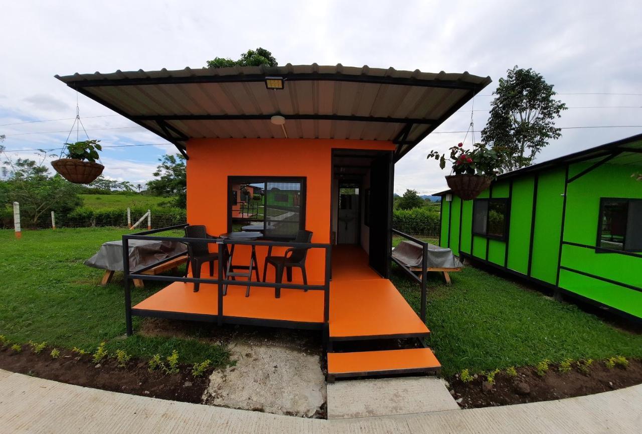 Hotel Glamping - Calochorno à Alcalá Extérieur photo