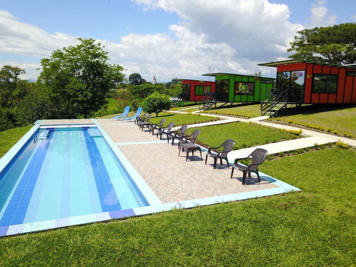 Hotel Glamping - Calochorno à Alcalá Extérieur photo