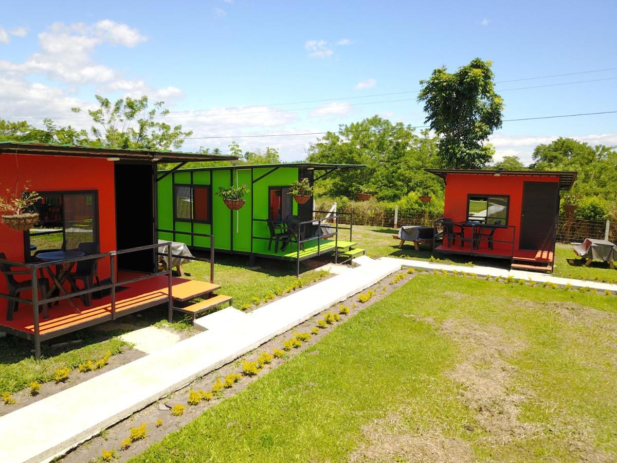 Hotel Glamping - Calochorno à Alcalá Extérieur photo